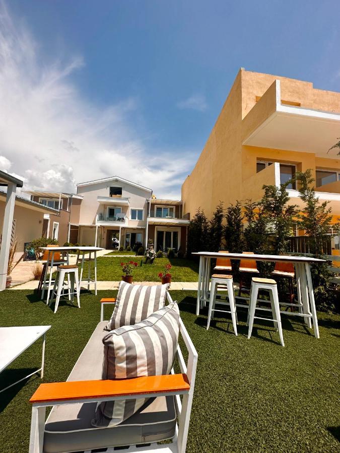 Apartment Crystal Blue